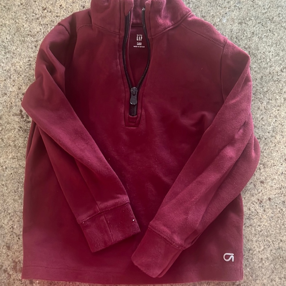 Gap pullover